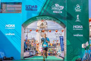 BIB: 509
                            <button type="button" onclick="openModal(21775879)" class="btn btn-primary btn-sm float-right btn-popup" data-toggle="modal" data-target=".modal-high-quality">
                        <i class="fas fa-shopping-cart"></i> Add to Cart
                    </button>
                                            <button type="button" onclick="isThisMe(21775879, true)" class="btn btn-success btn-sm float-right btn-popup btn-isme hidden" data-toggle="tooltip" data-placement="bottom" title="นี่คือรูปของคุณใช่ไหม คลิกที่นี่เพื่อเอาเข้าอัลบั้ม">
                        <i class="fas fa-plus"></i> Add to album
                    </button>
                    <button type="button" onclick="isThisMe(21775879, false)" class="btn btn-warning btn-sm float-right btn-popup btn-isnotme hidden">
                        <i class="fas fa-ban"></i> Remove from album
                    </button>